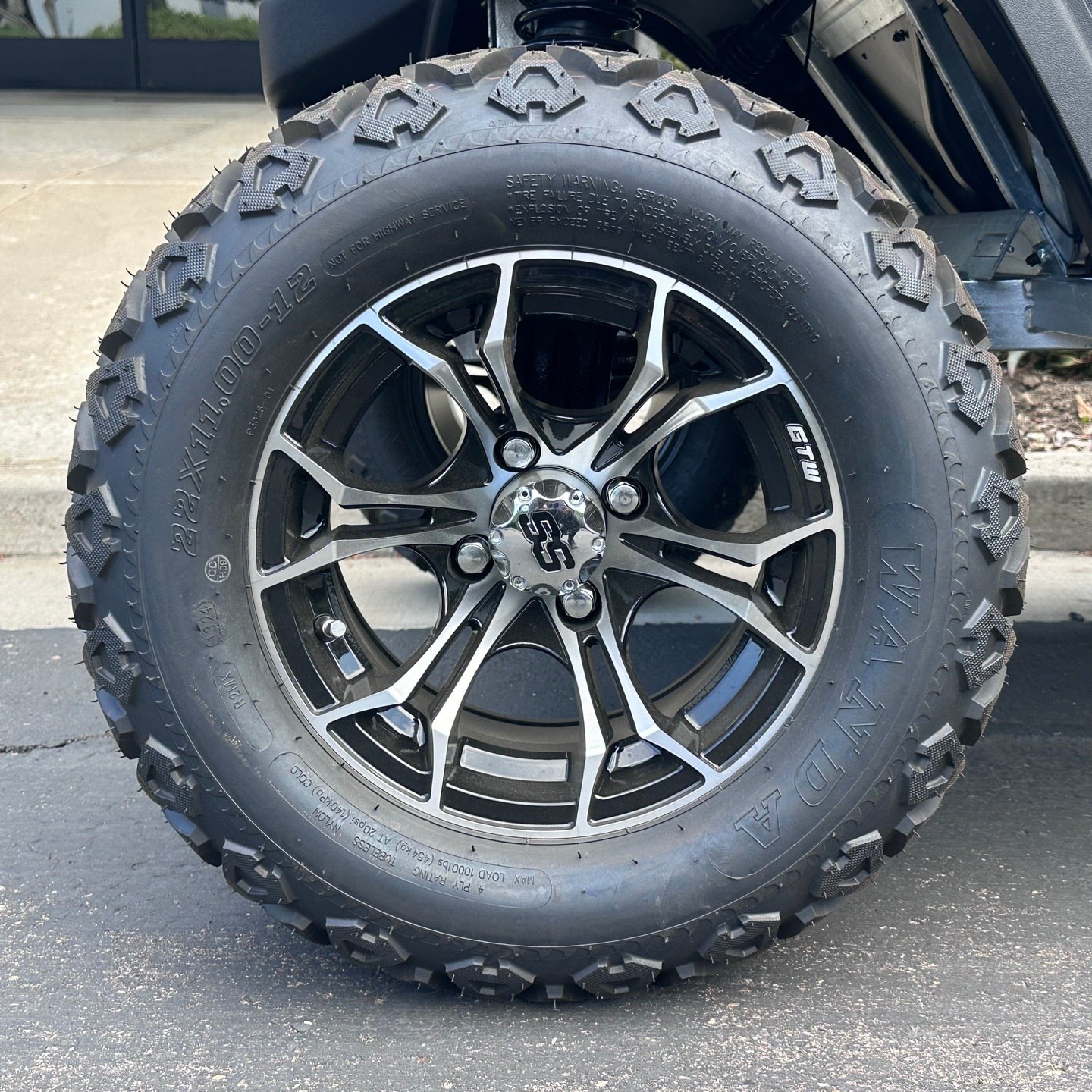 The Madjax E Series golf cart - Image 3