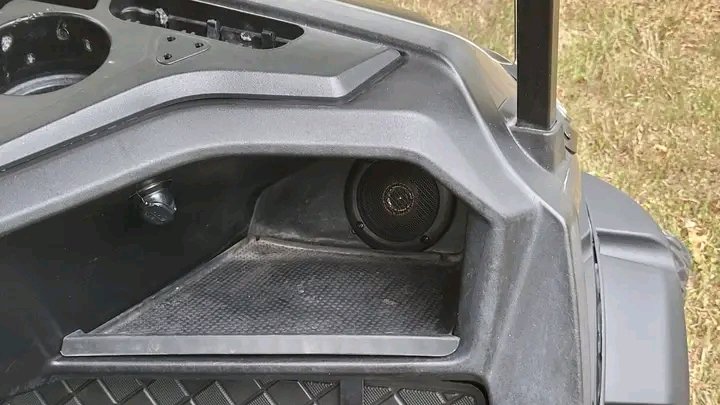 Yamaha Drive2 Golf Cart - Image 2