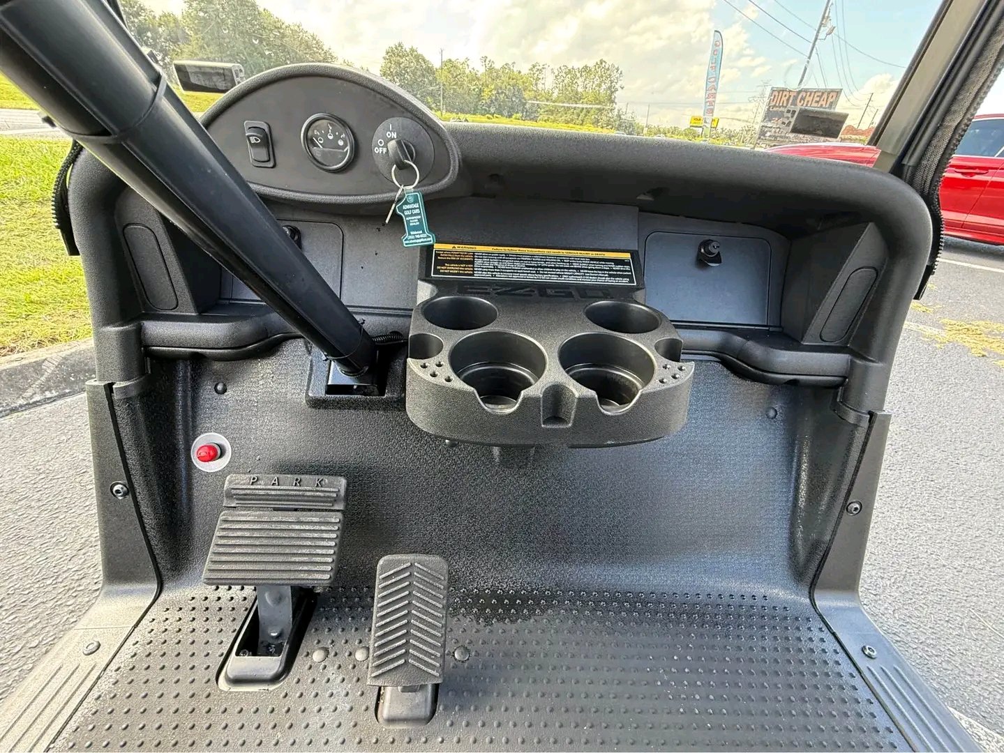 E-Z-GO RXV golf cart - Image 6