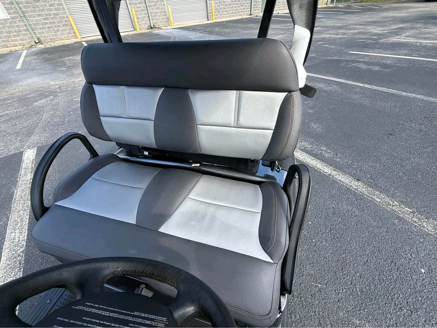 E-Z-GO RXV golf cart - Image 7