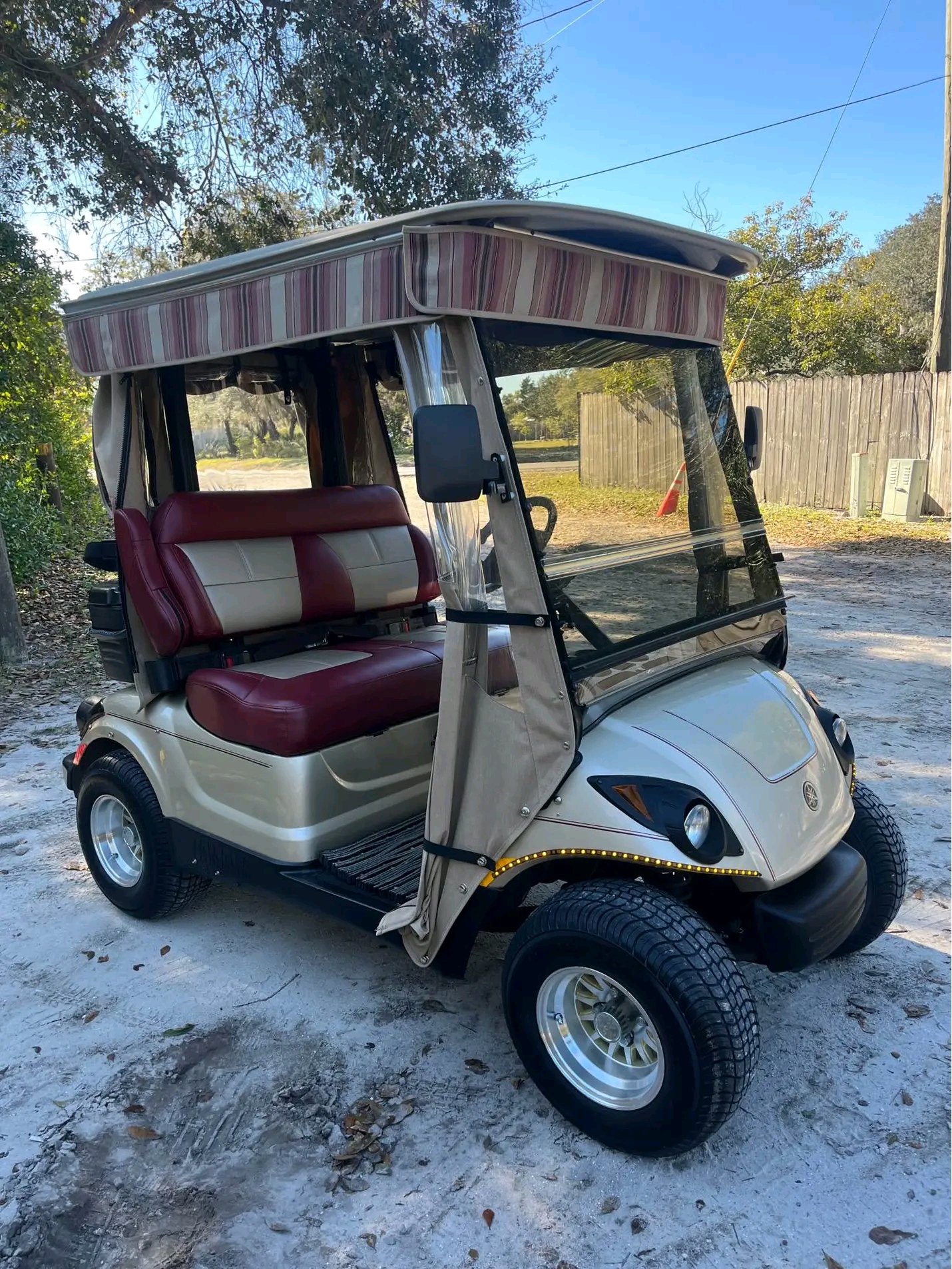 2023 Yamaha drive gas golf cart - Image 4