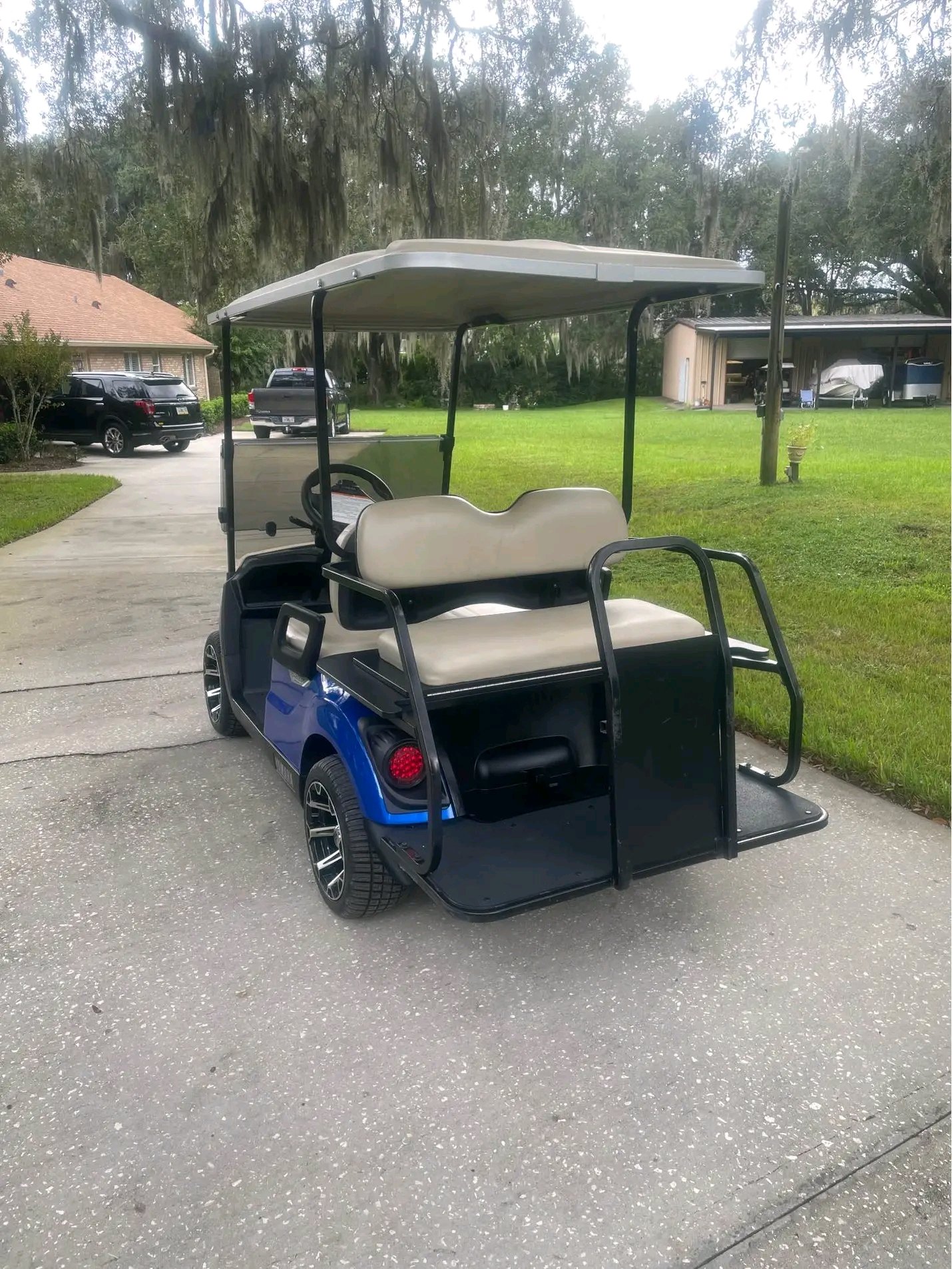 Yamaha Drive2 Golf Cart - Image 5