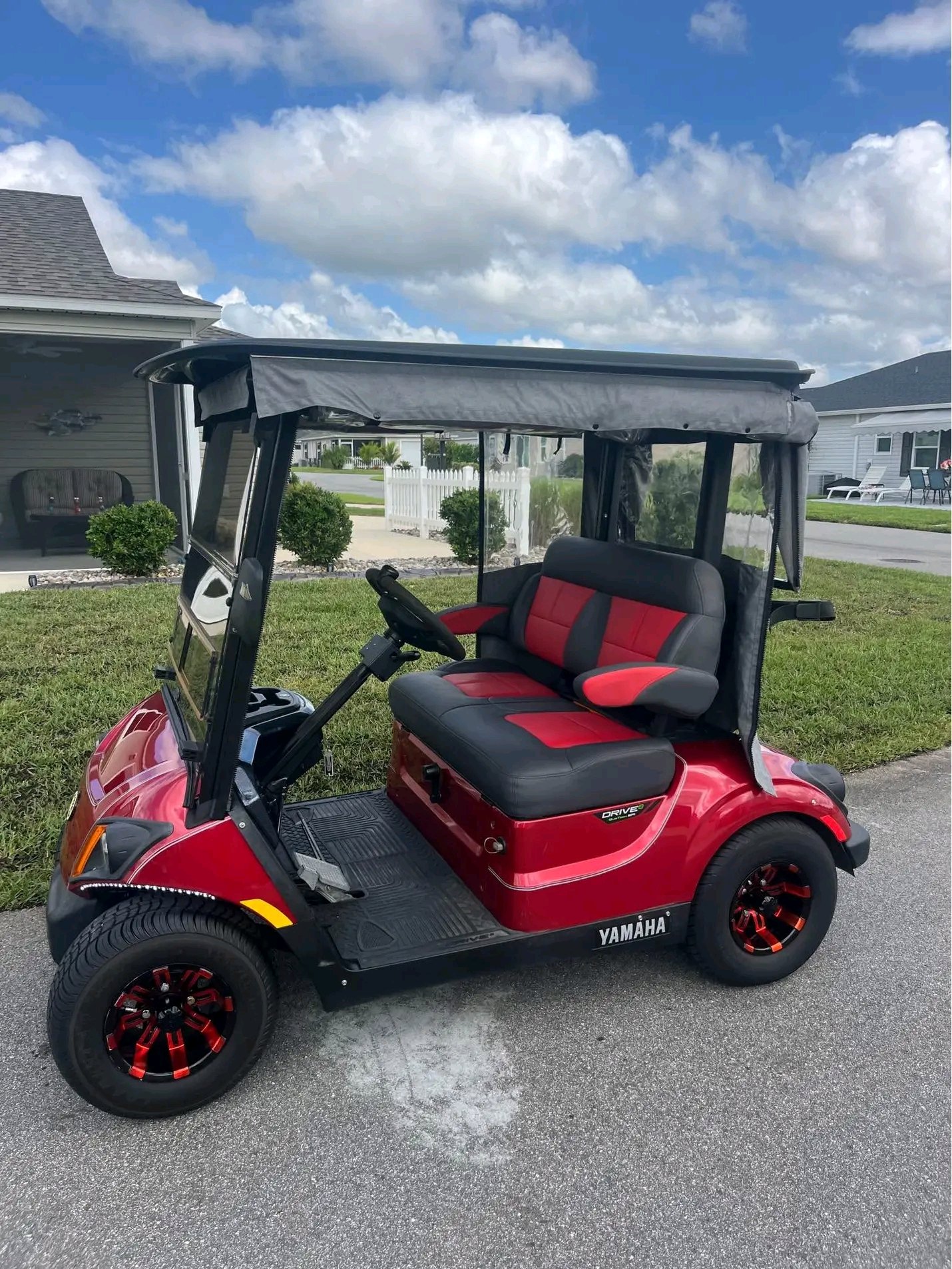 2024 Yamaha QuieTech gas Golf Cart - Image 6