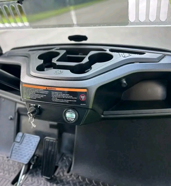 Yamaha Drive2 QuieTech EFI golf car - Image 10