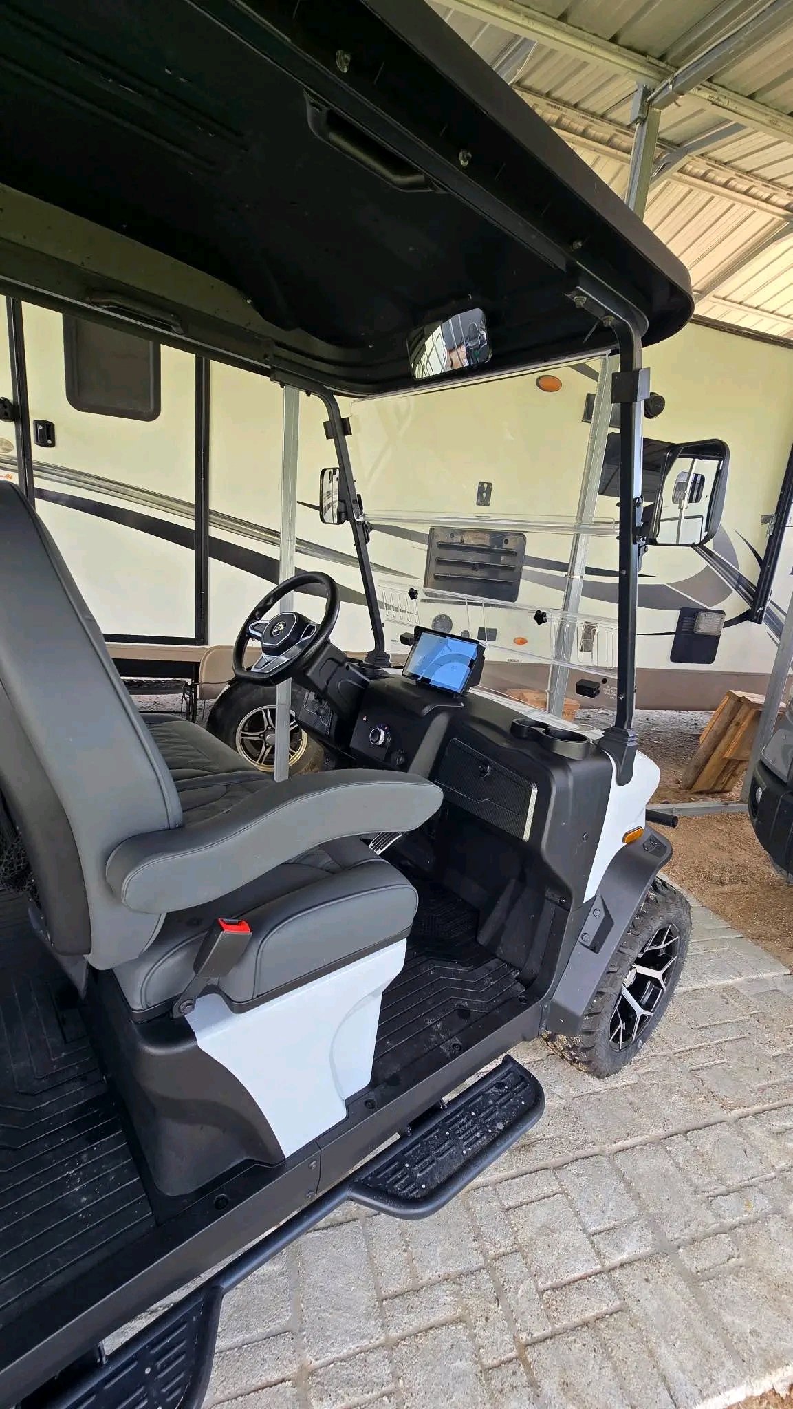 The Denago Rover XL golf cart - Image 6
