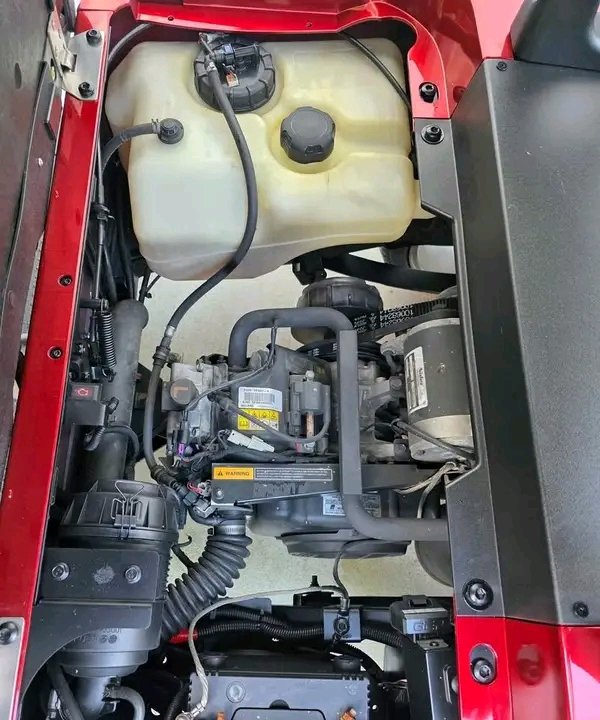 E-Z-GO RXV - Image 2