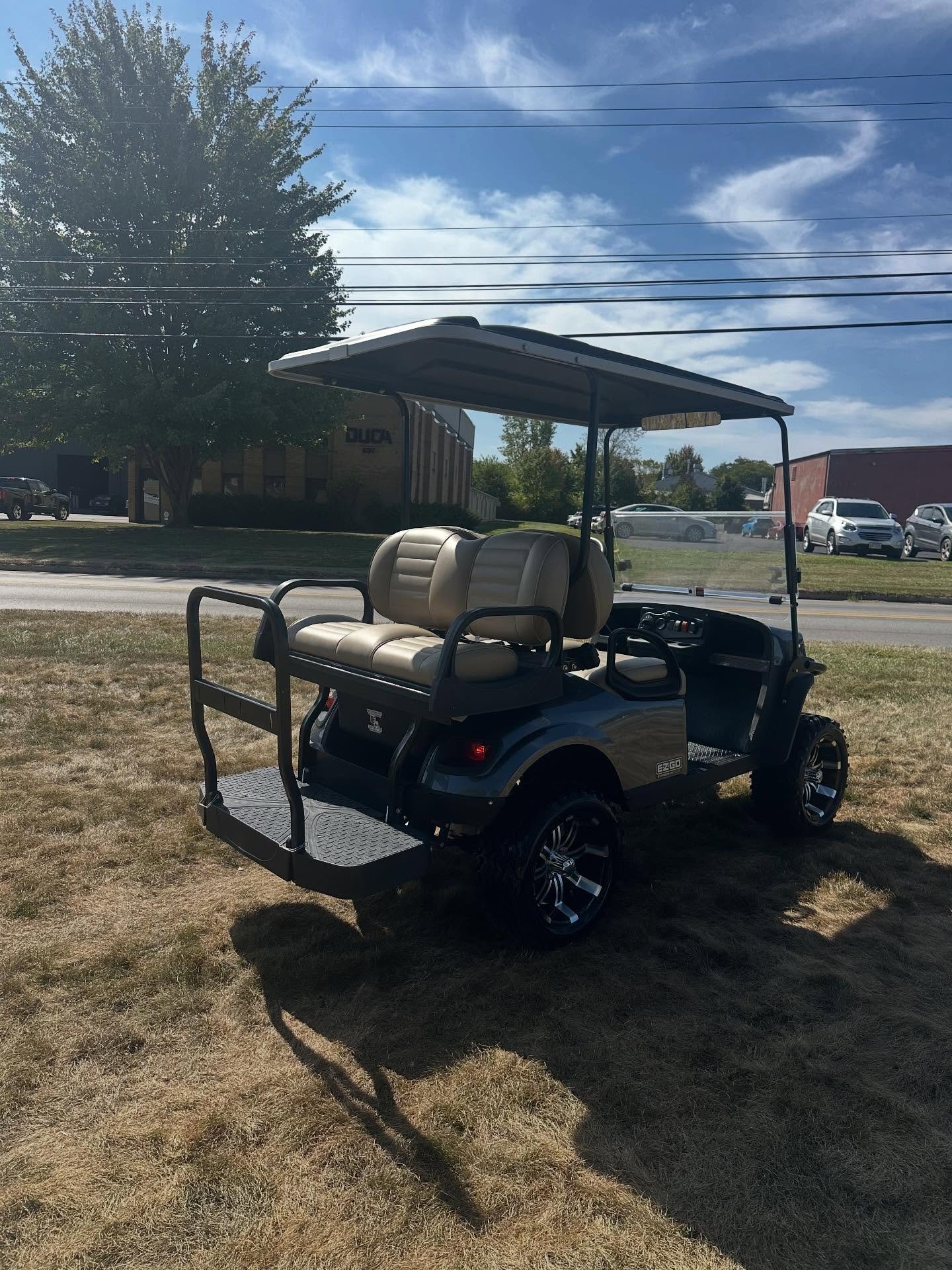 Ezgo Express S4 Elite Electric Golf Cart. - Image 2