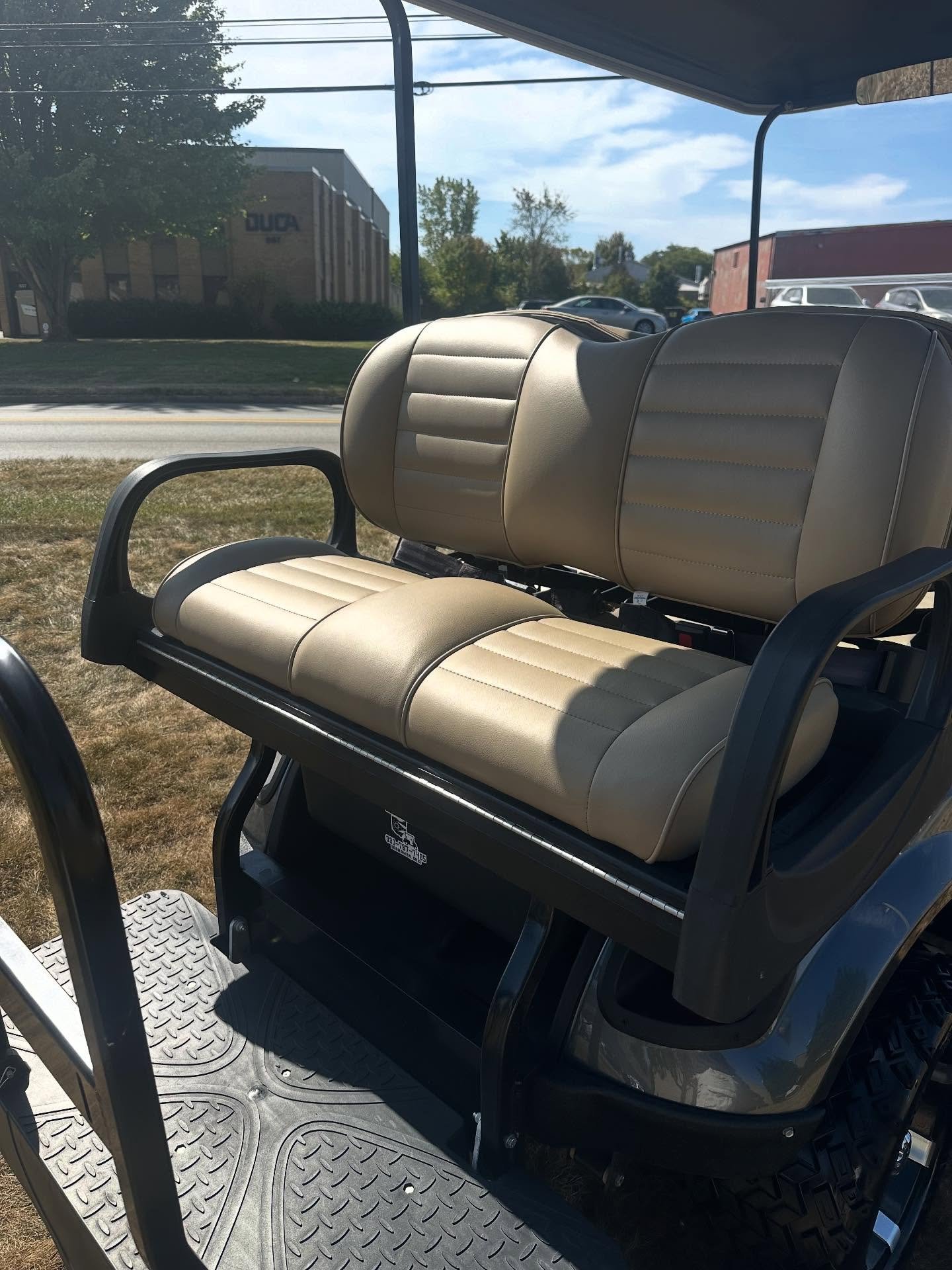Ezgo Express S4 Elite Electric Golf Cart. - Image 8