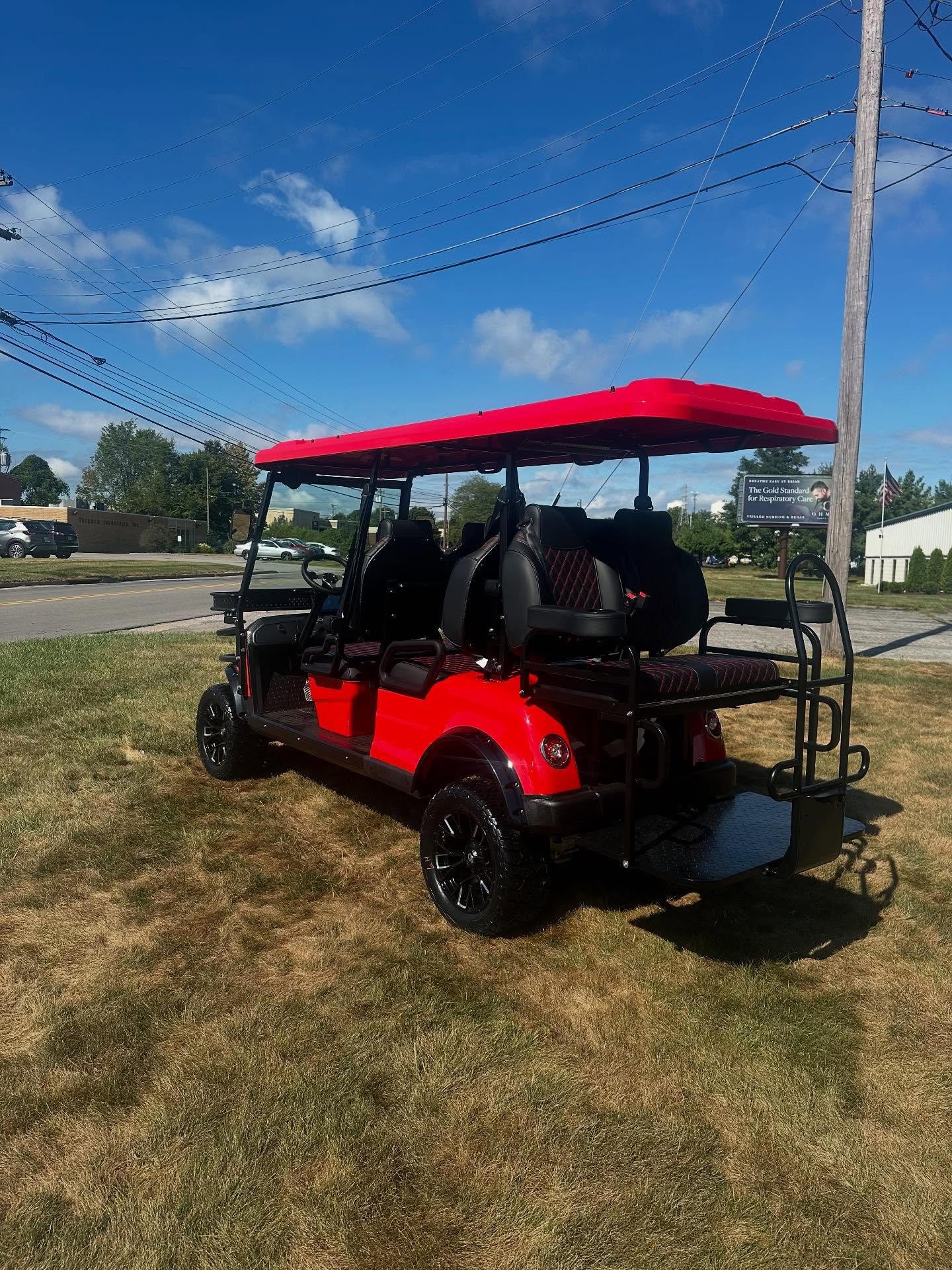 2025 Epic E60L Lithium 6 Passenger Golf Cart - Image 5