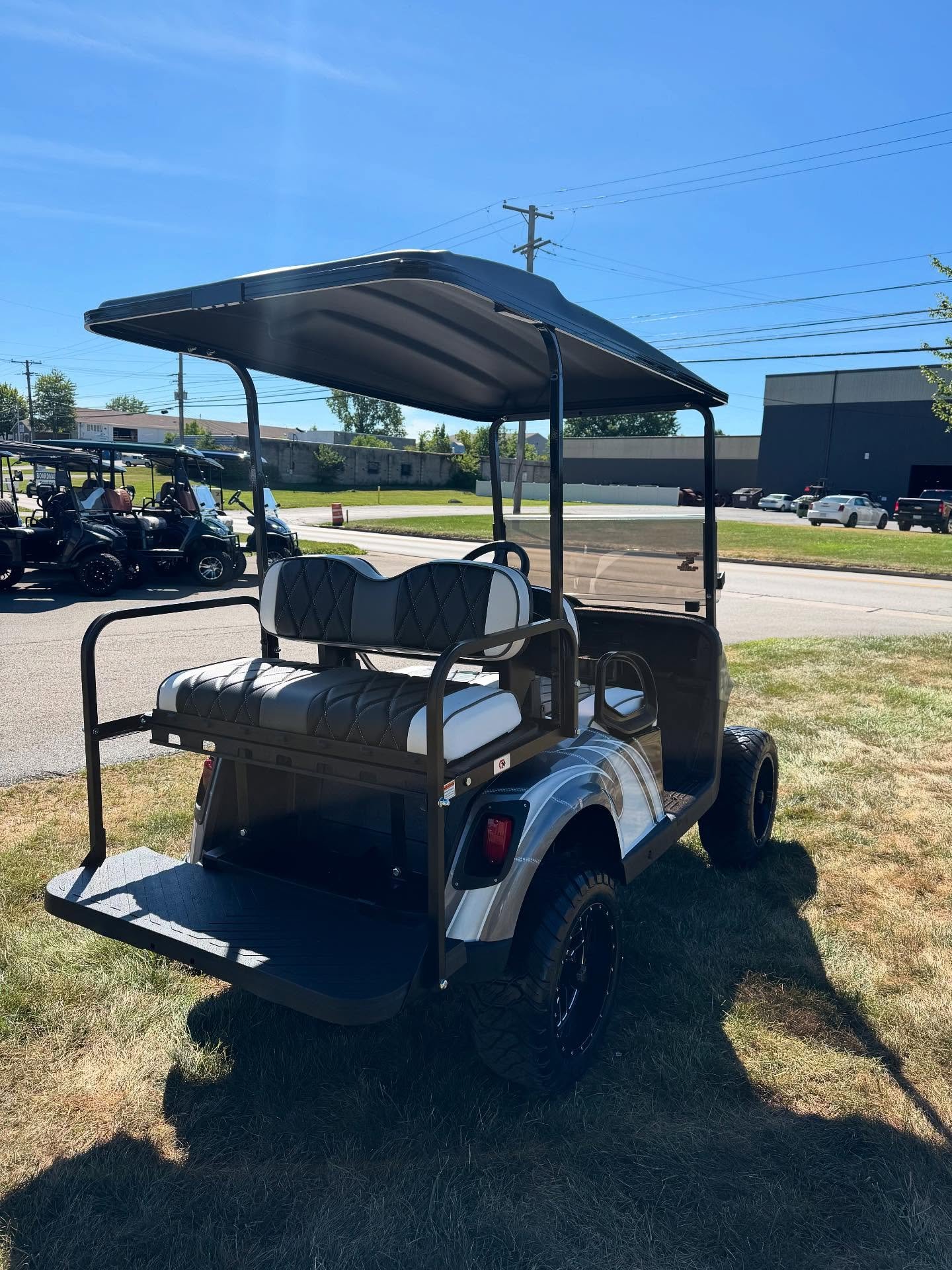 E Z GO GOLF CART - Image 7